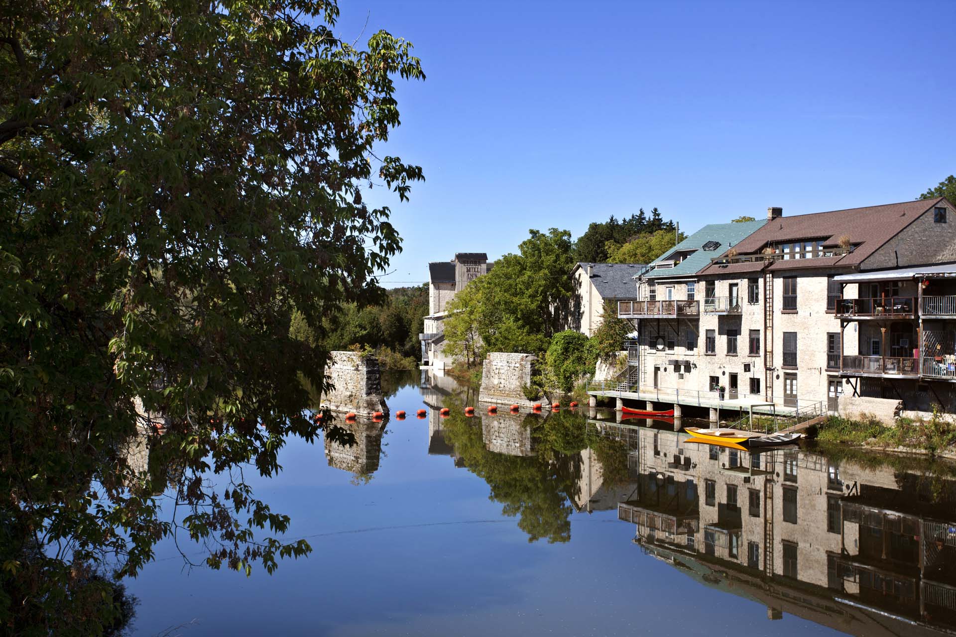 Scenic Elora Gorge cliffs above the Grand River