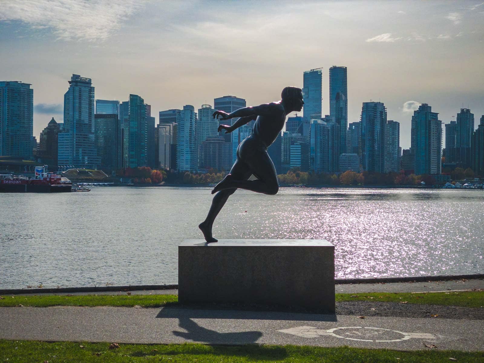 Walking around Stanley Park in the West End of Vancouver